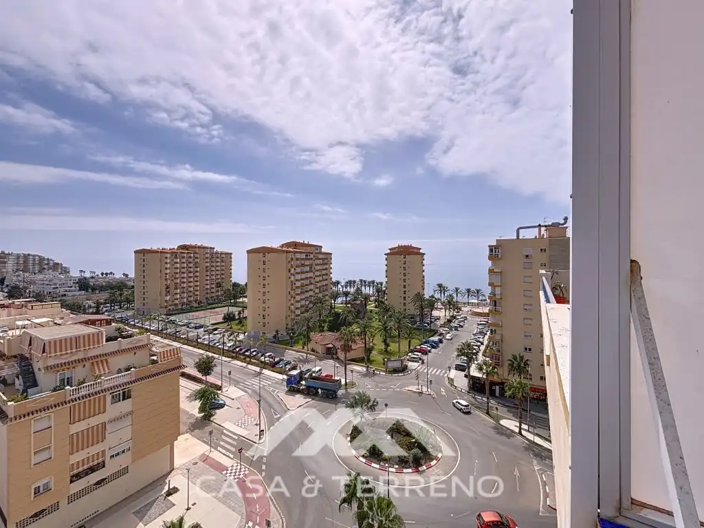 Außenansicht von Dachboden zum Verkauf in Algarrobo mit Klimaanlage, Terrasse und Balkon