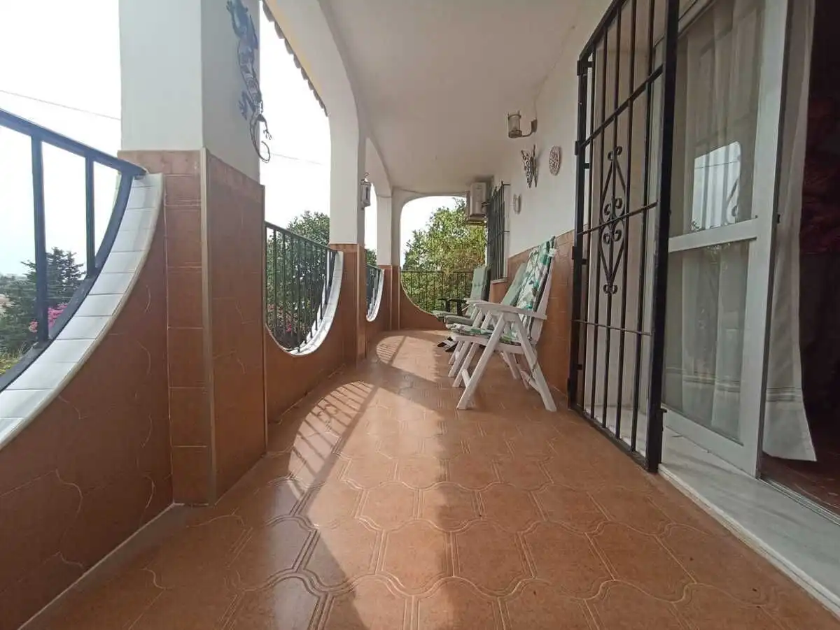 Terrassa de Casa o xalet en venda en Mijas amb Aire condicionat, Jardí privat i Traster
