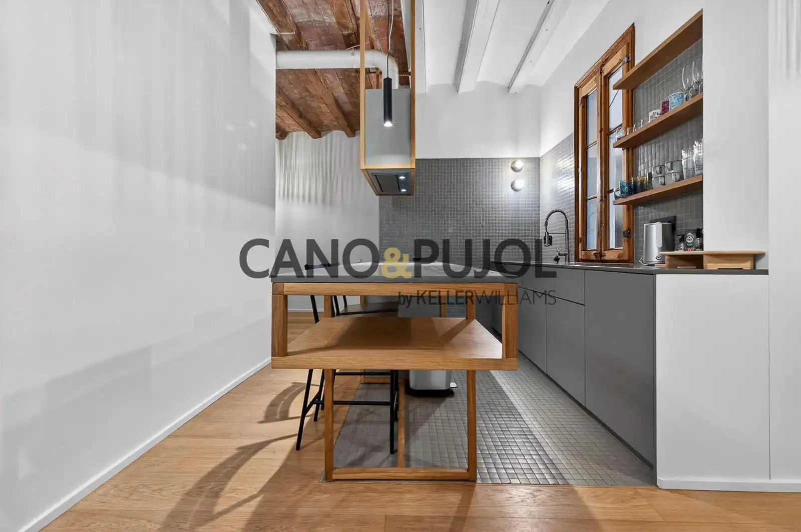 Flat for sale in DEL PI, Barri Gòtic