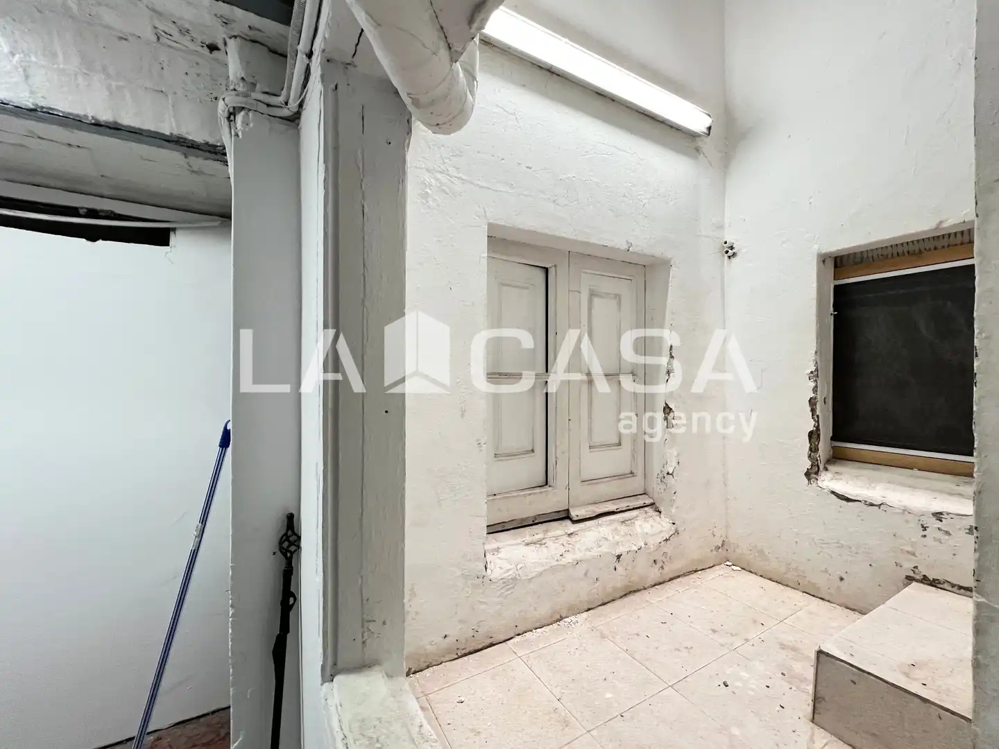 Gewerbefläche zum Verkauf in Carrer de les Monges, imagen 24