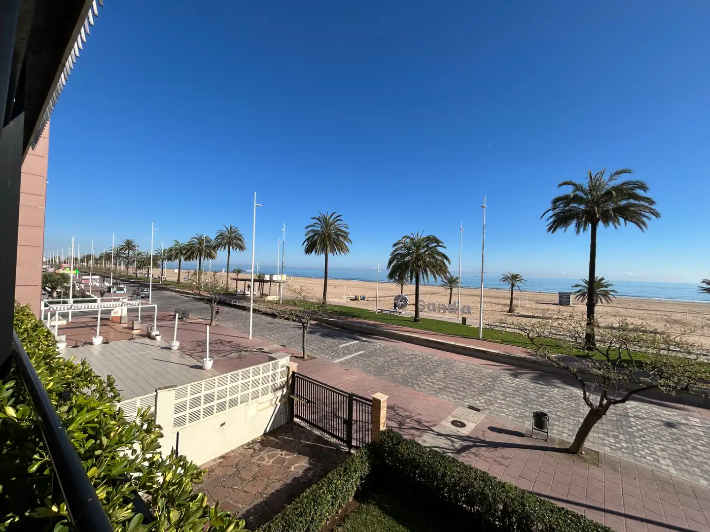 Vista exterior de Apartamento en venta en Gandia con Aire acondicionado, Terraza y Amueblado