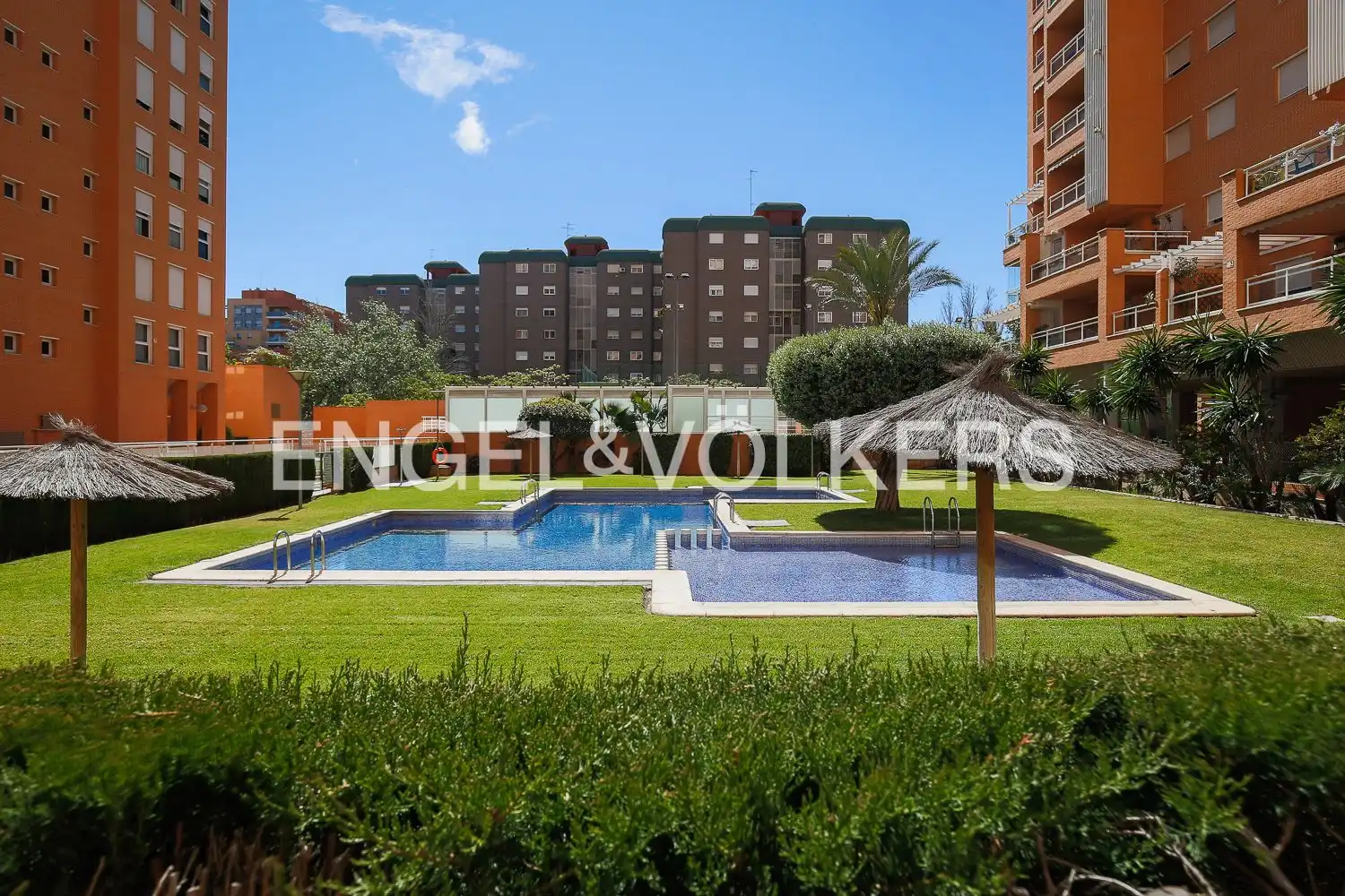 Piscina de Piso en venta en Valencia con Aire acondicionado, Calefacción y Parquet