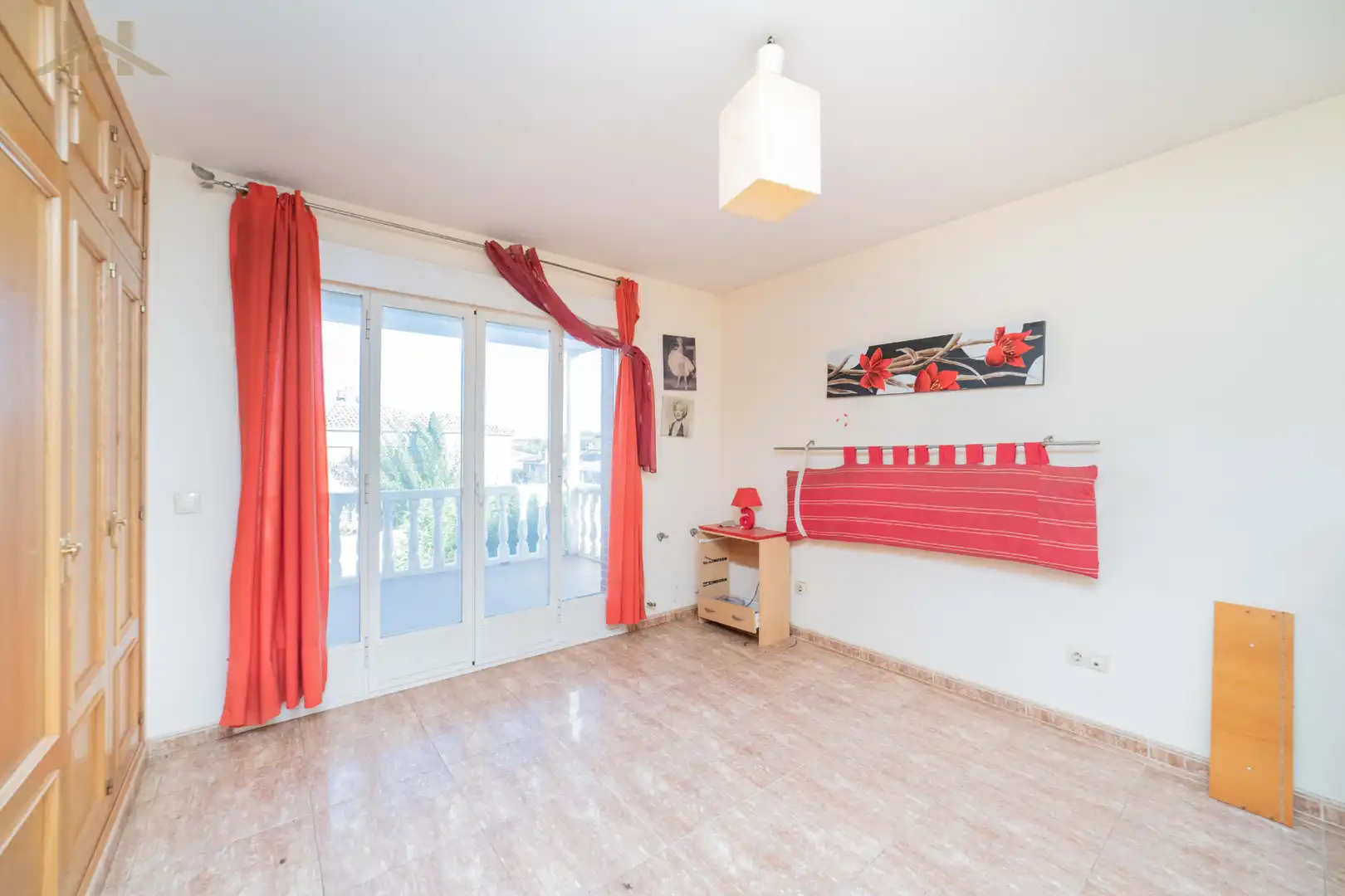 Detached homes for sale in Calle la Loma, Yeles
