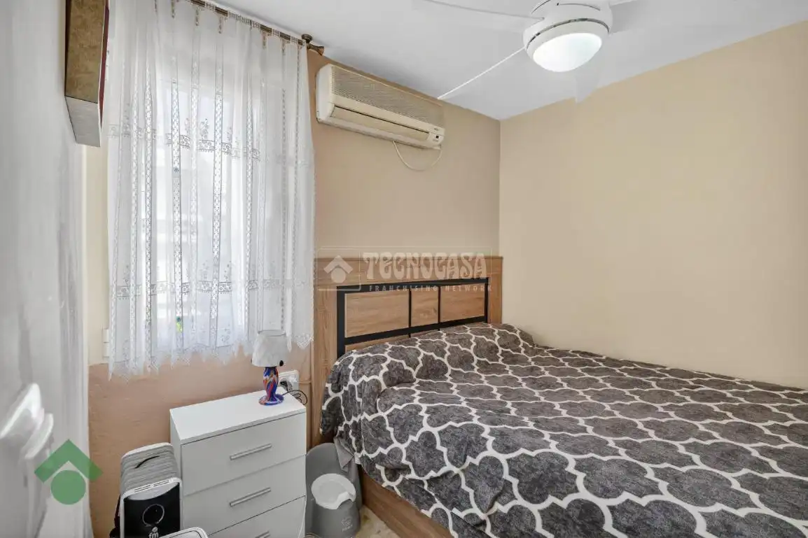 Schlafzimmer von Wohnung zum Verkauf in Córdoba