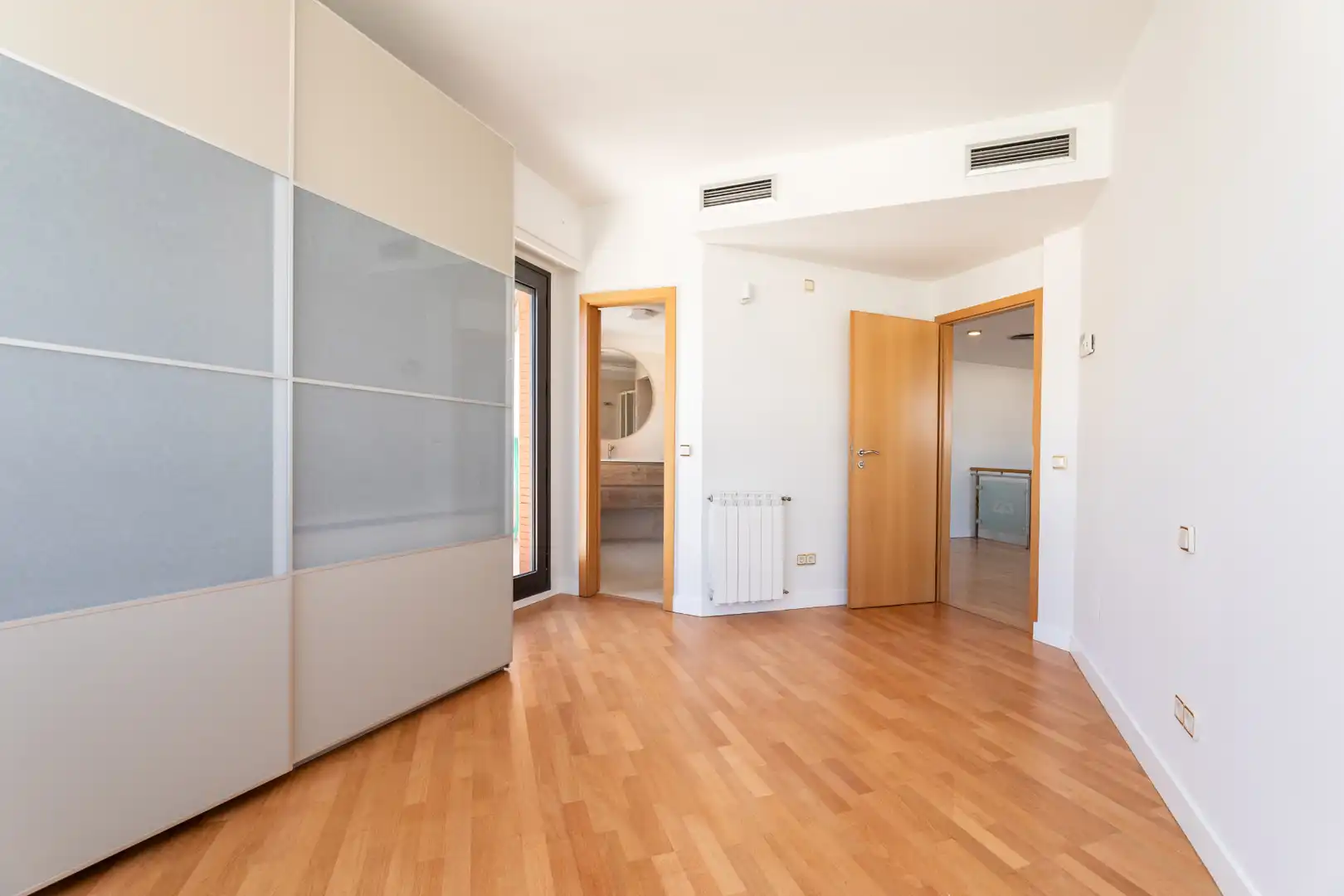 Habitación de Ático de alquiler con opción a compra en Madrid con Aire acondicionado, Calefacción y Terraza