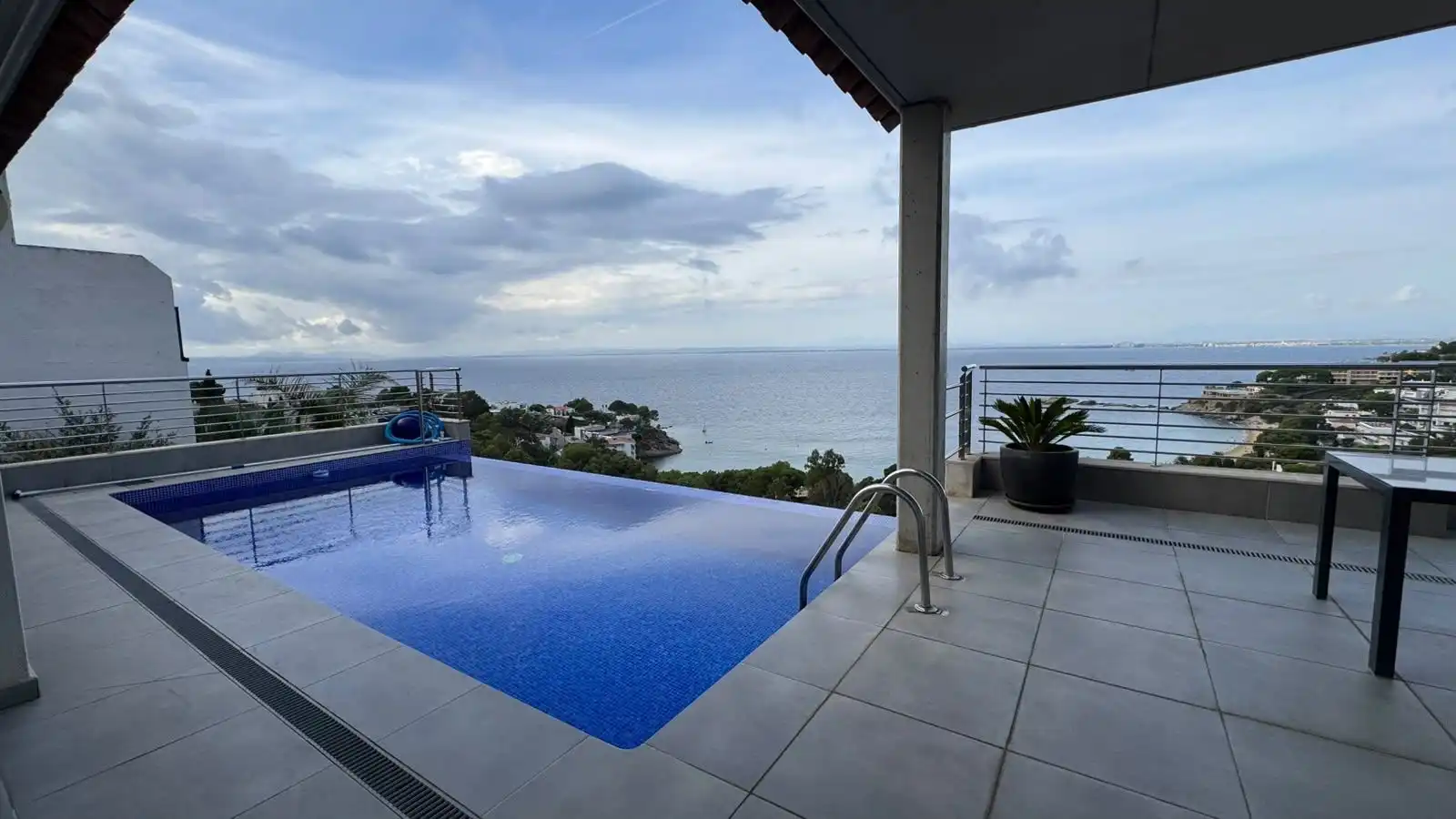 Swimming pool of Houses for sale in Almadrava - Canyelles - Puig-Rom
