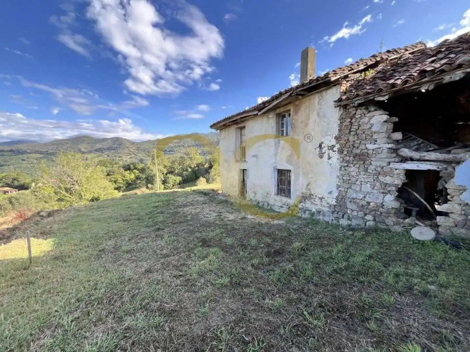 Casa con giardino in vendita a La Granda, imagen 2