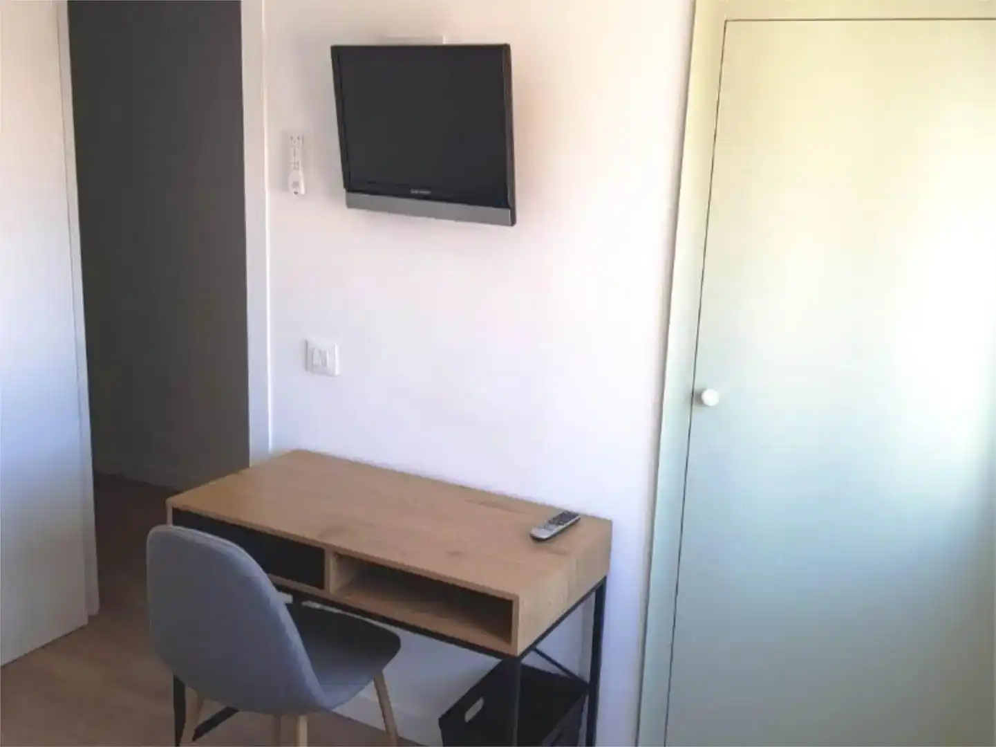 Piso para compartir en Almoines con Aire acondicionado, Amueblado y Balcón