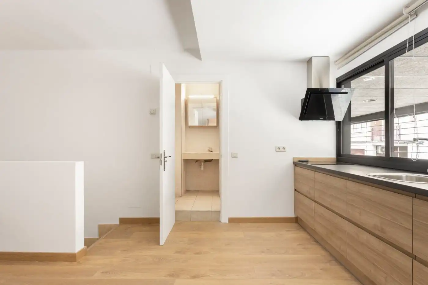 Office for rent in Barcelona  with Furnished