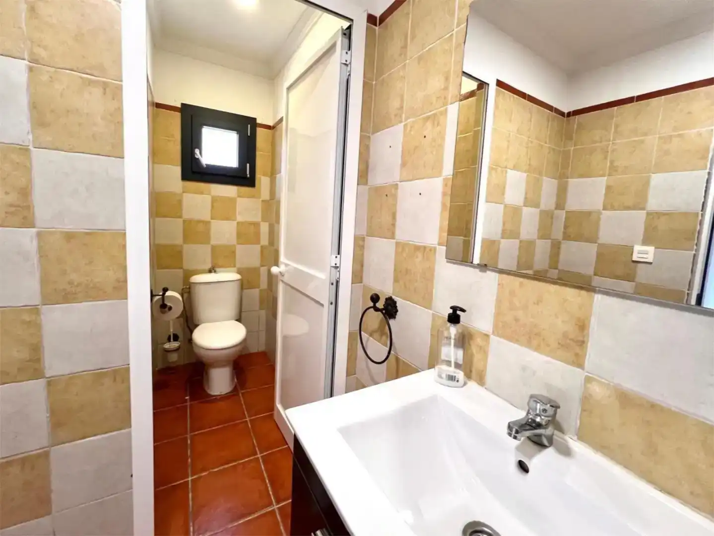Baño de Local en venta en Medina Sidonia
