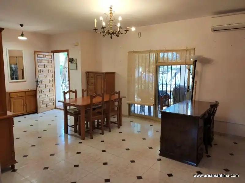 Houses for rent in Calle Murcia, Serra