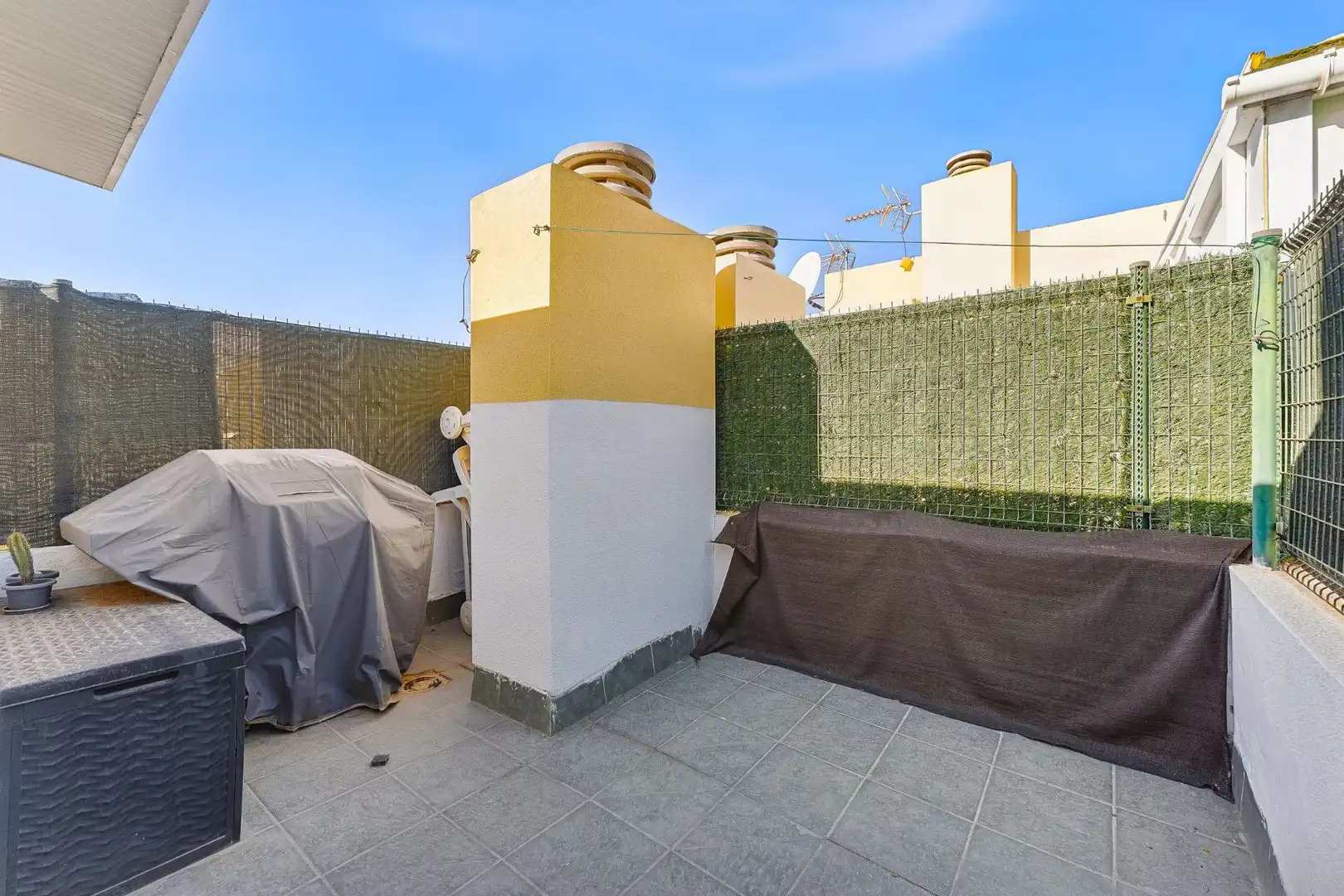 Terrace of Apartments for sale in La Camella