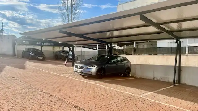 Casa adosada en venta en Paraíso Arenal - La Colina