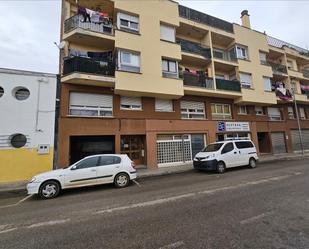 Vista exterior de Garatge en venda en Banyoles