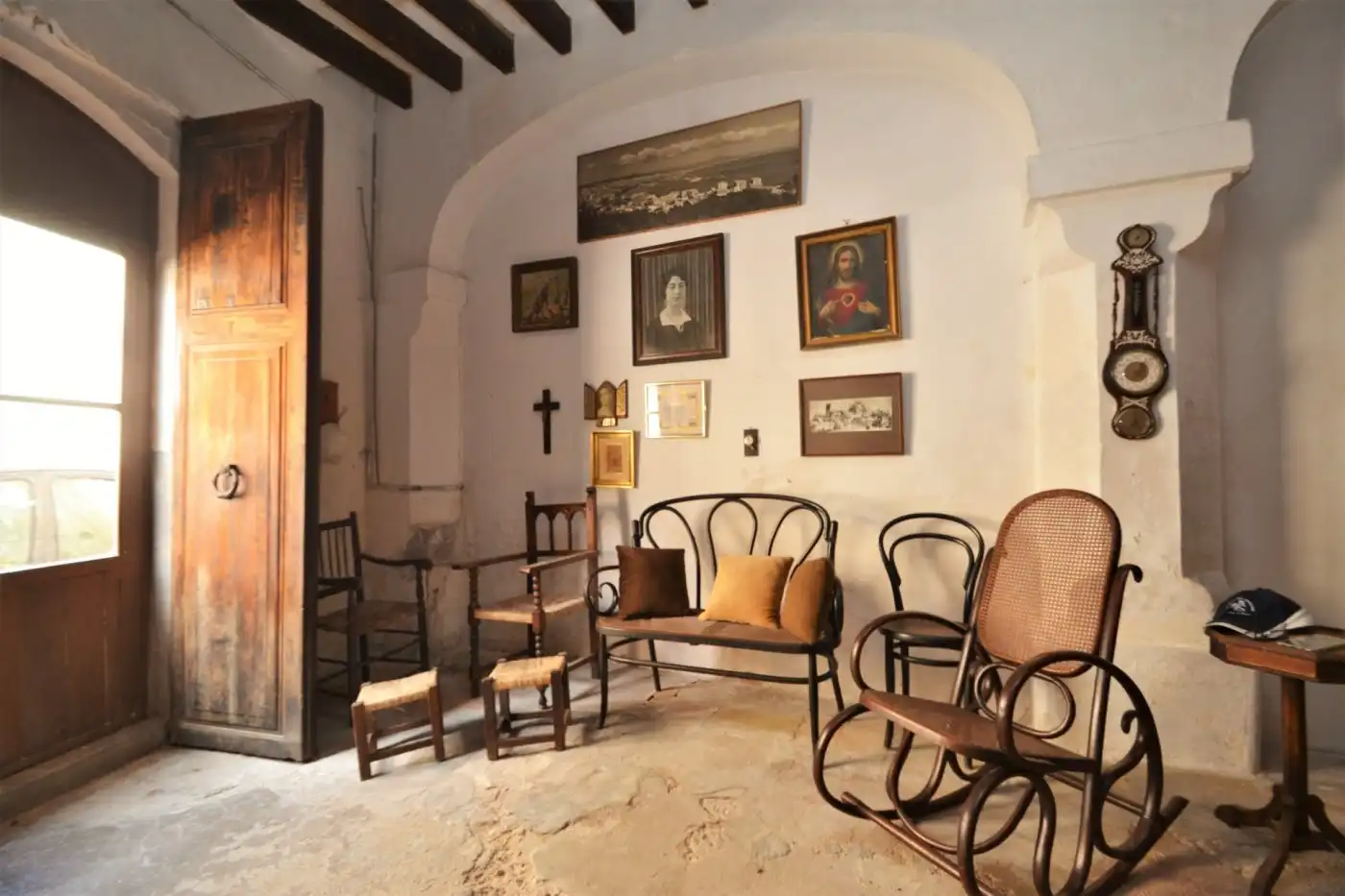 House with terrace for sale in Muro