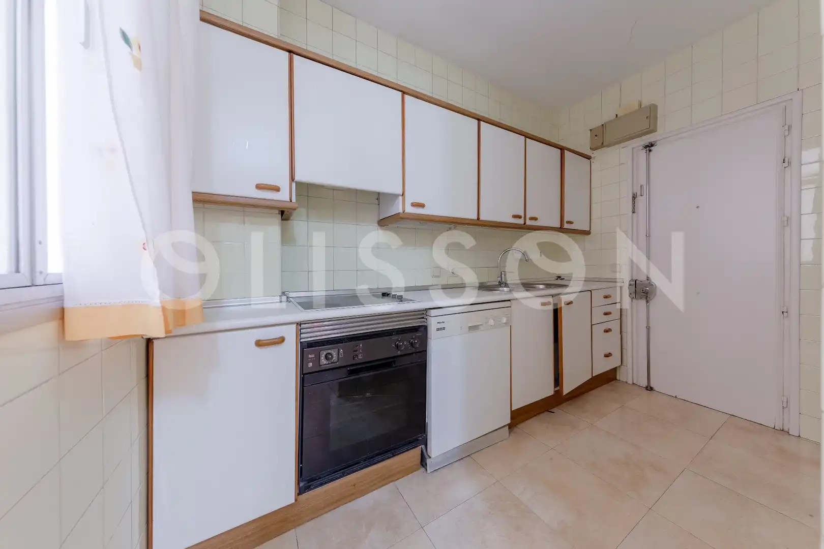 Küche von Wohnung zum Verkauf in Madrid mit Klimaanlage, Heizung und Terrasse