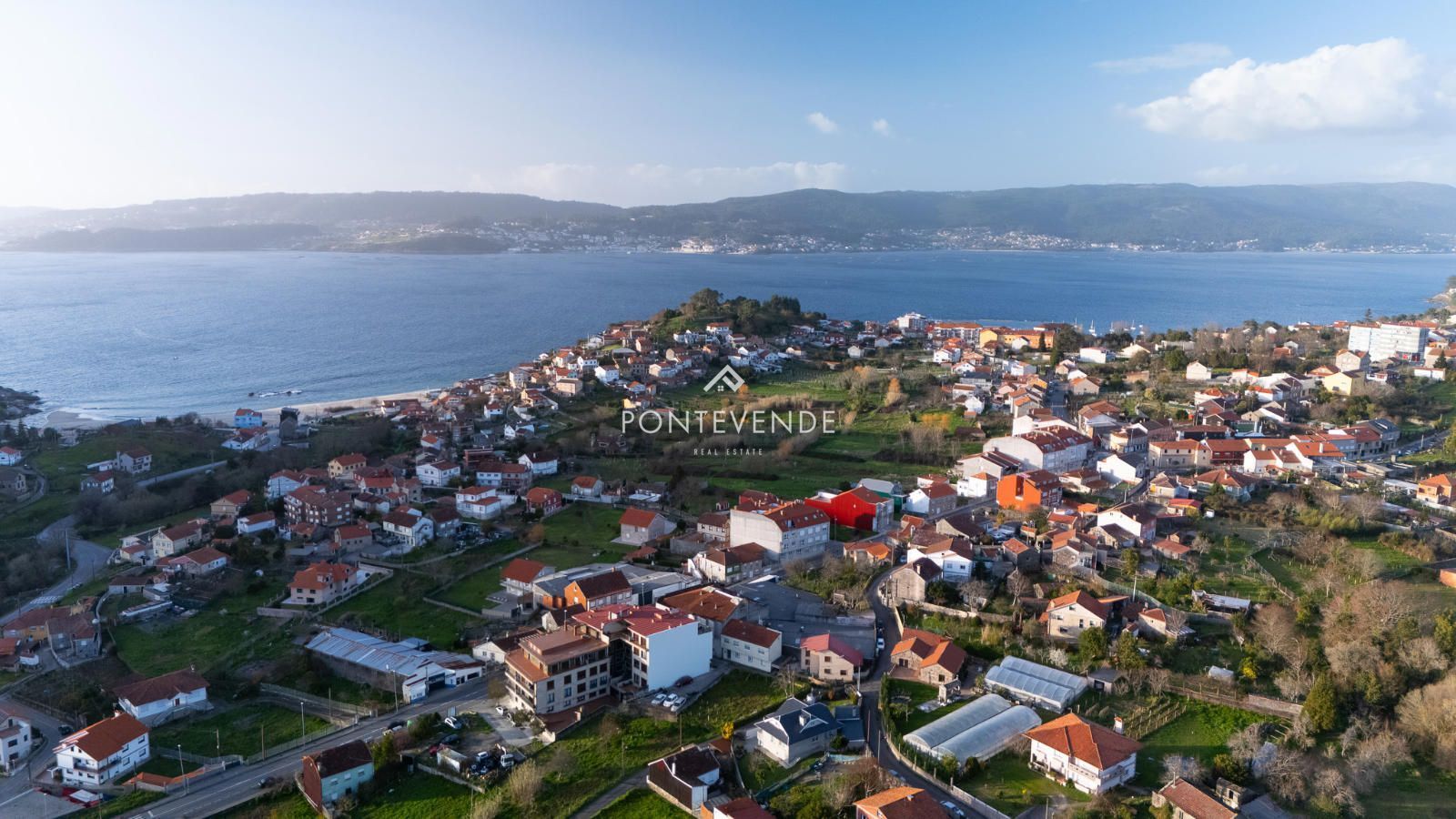 Vista exterior de Ático en venta en Marín con Calefacción, Terraza y Trastero