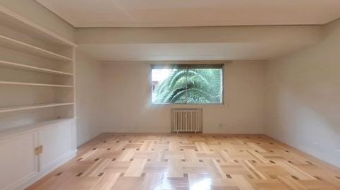 Photo 4 of Flat to rent in Avenida de Pío XII, Nueva España, Madrid