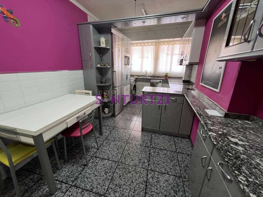 Kitchen of Flat for sale in Santurtzi   with Furnished and Balcony