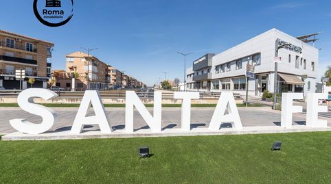 Foto 4 de Casa adosada en venta en Calle Eladio la Presa, Santa Fe, Granada