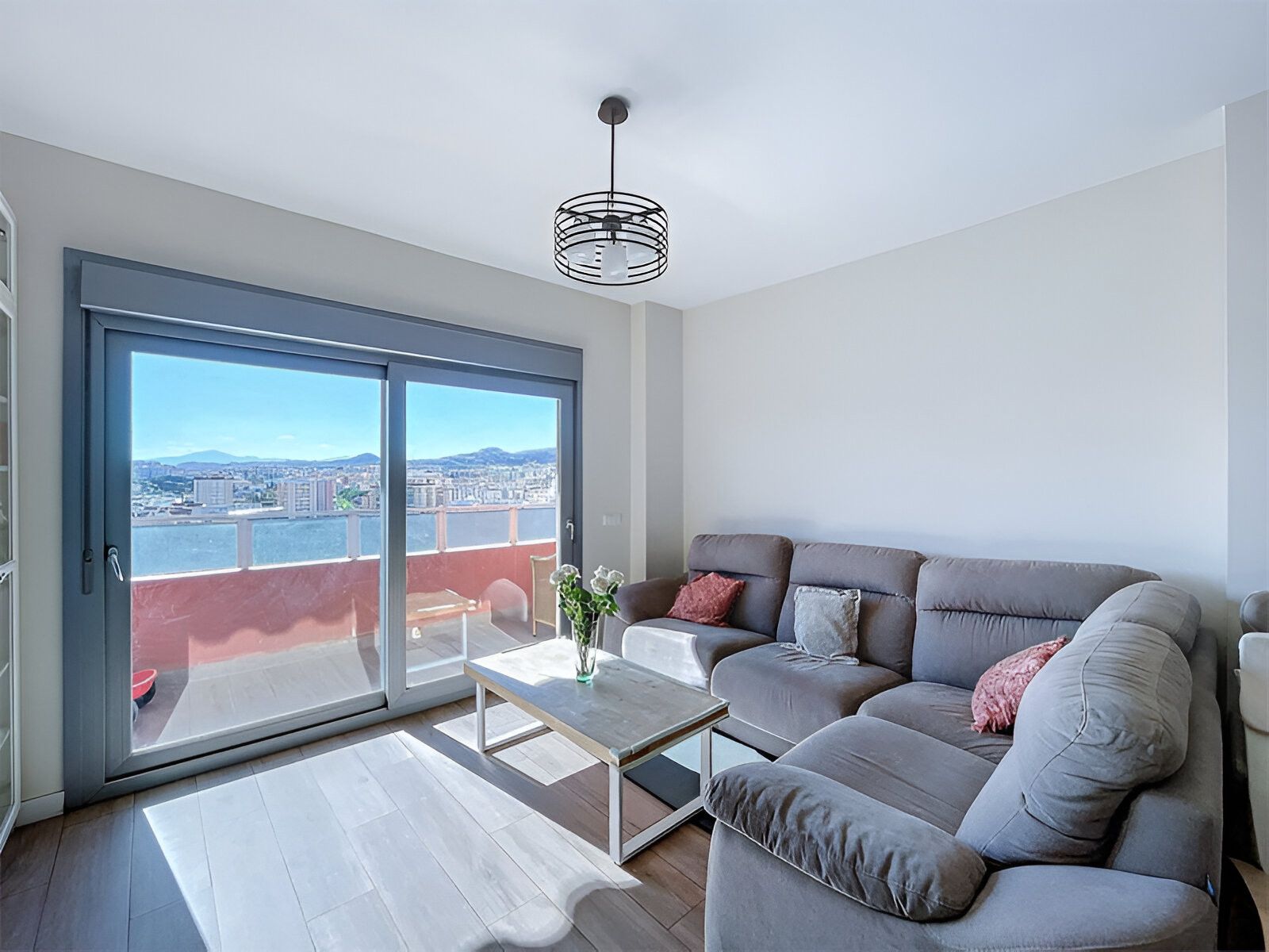 Living room of Apartment for sale in Málaga Capital  with Air Conditioner, Terrace and Internet