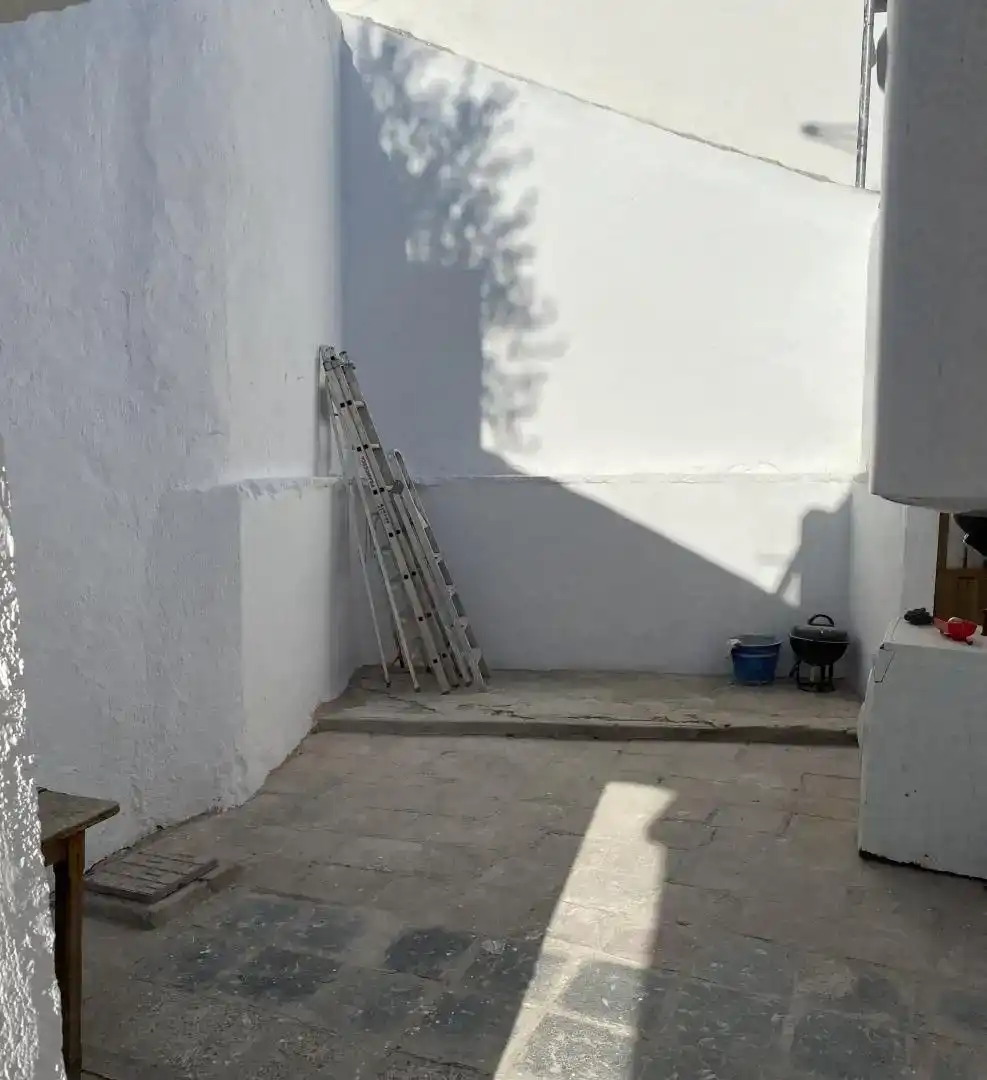 Vista exterior de Casa adosada en venda en Atajate amb Traster, Moblat i Balcó