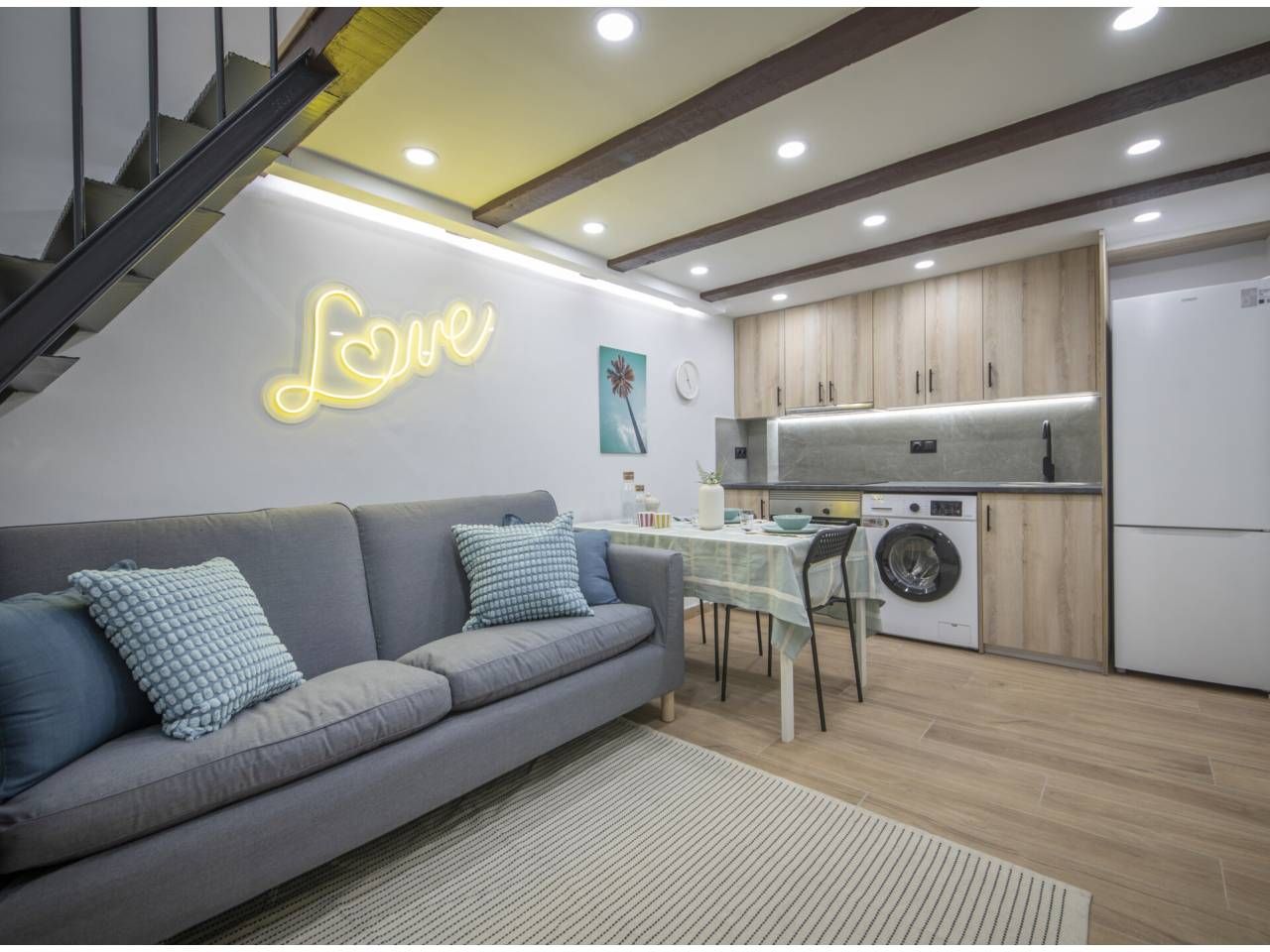 Sala de estar de Estudio en venta en  Barcelona Capital con Parquet y Amueblado