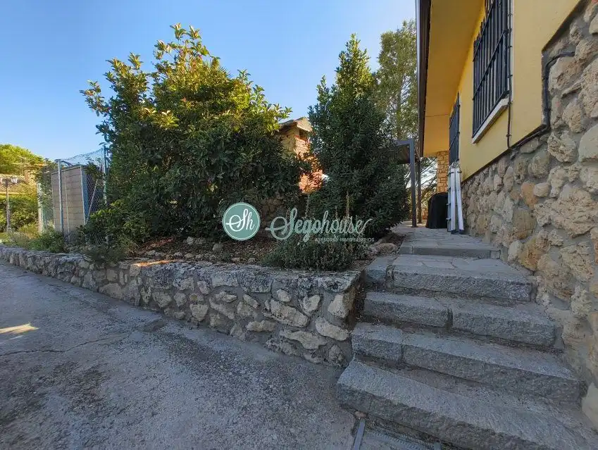 Detached house with garden for sale in Valverde del Majano, imagen 100