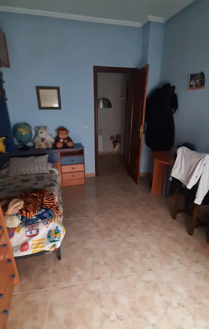 Dormitori de Pis en venda en Villarrobledo amb Calefacció, Terrassa i Traster