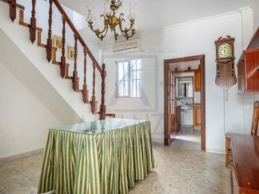 Casa a schiera con balcone in vendita a Camino Camino Monte