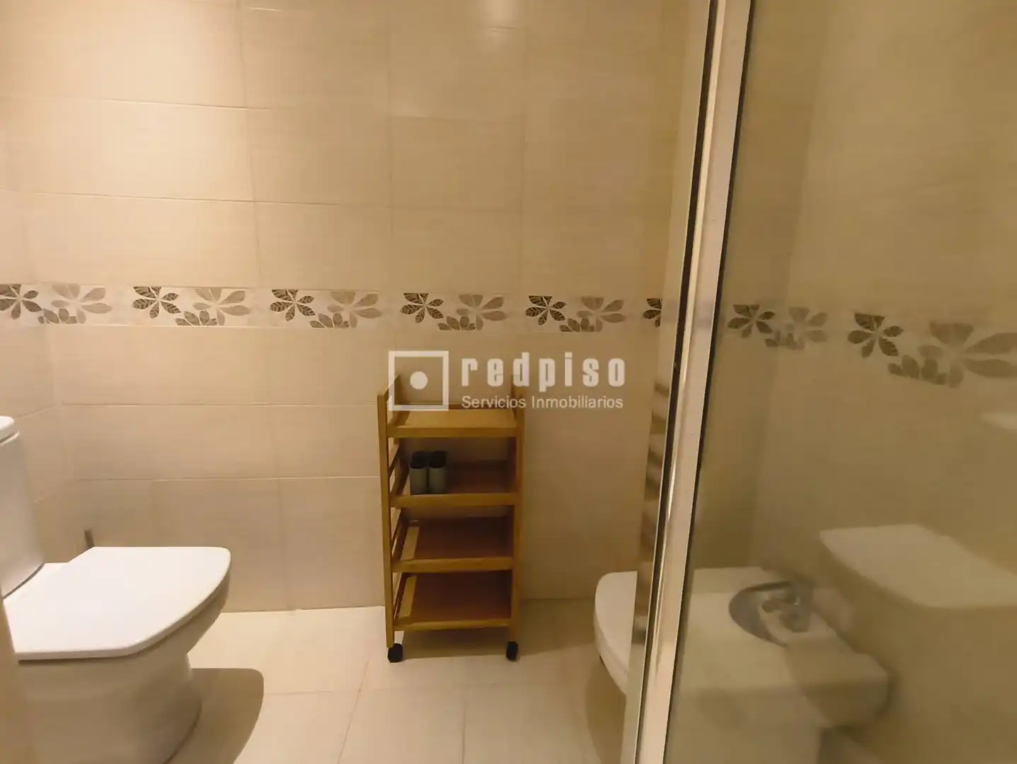 Baño de Piso de alquiler en Sevilla con Aire acondicionado, Terraza y Amueblado