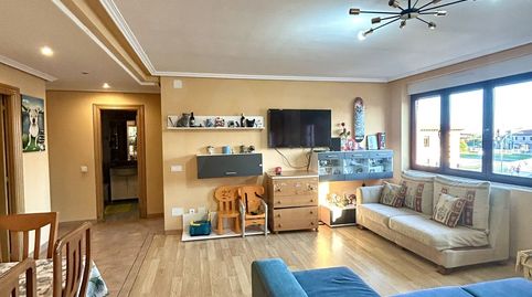 Foto 2 de Piso en venta en Villamañán, León