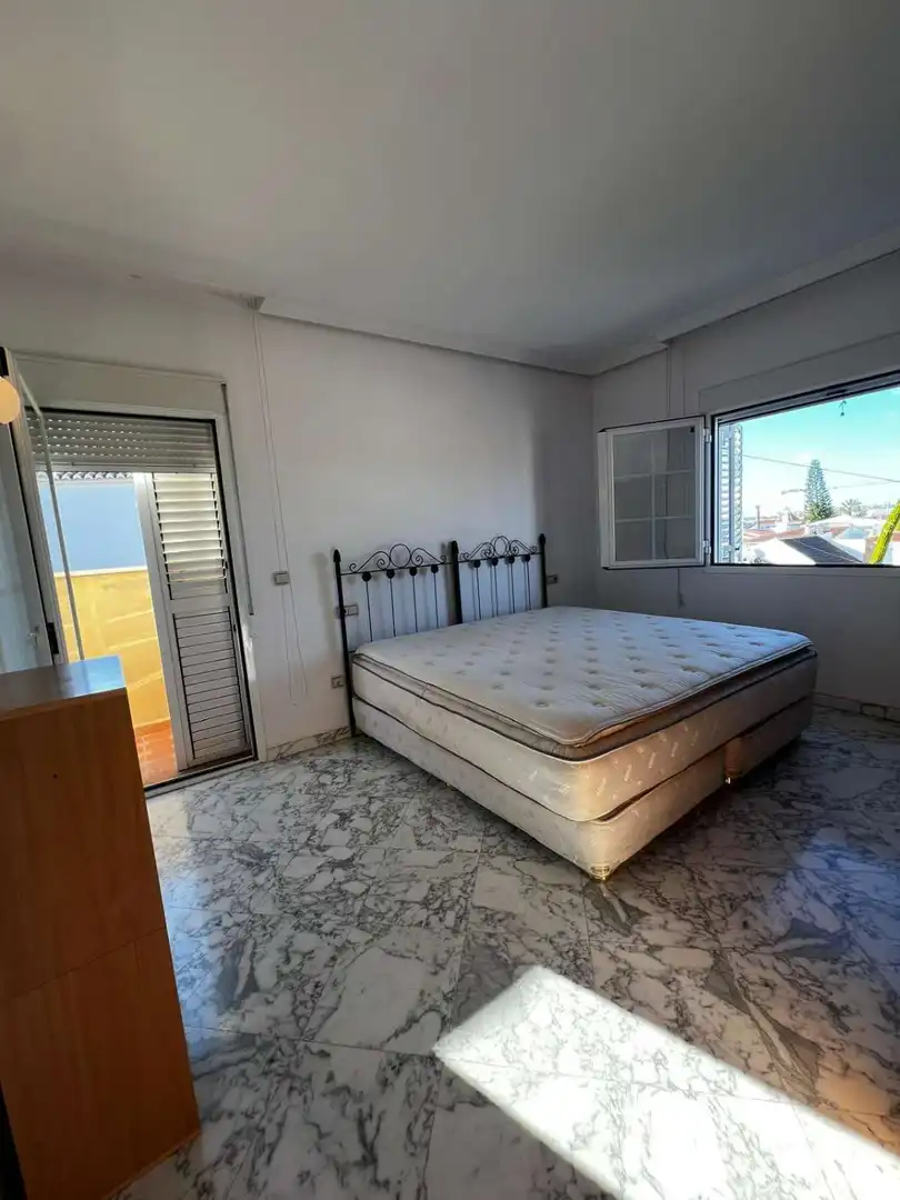 Dormitori de Casa o xalet en venda en Vélez-Málaga amb Terrassa, Traster i Alarma