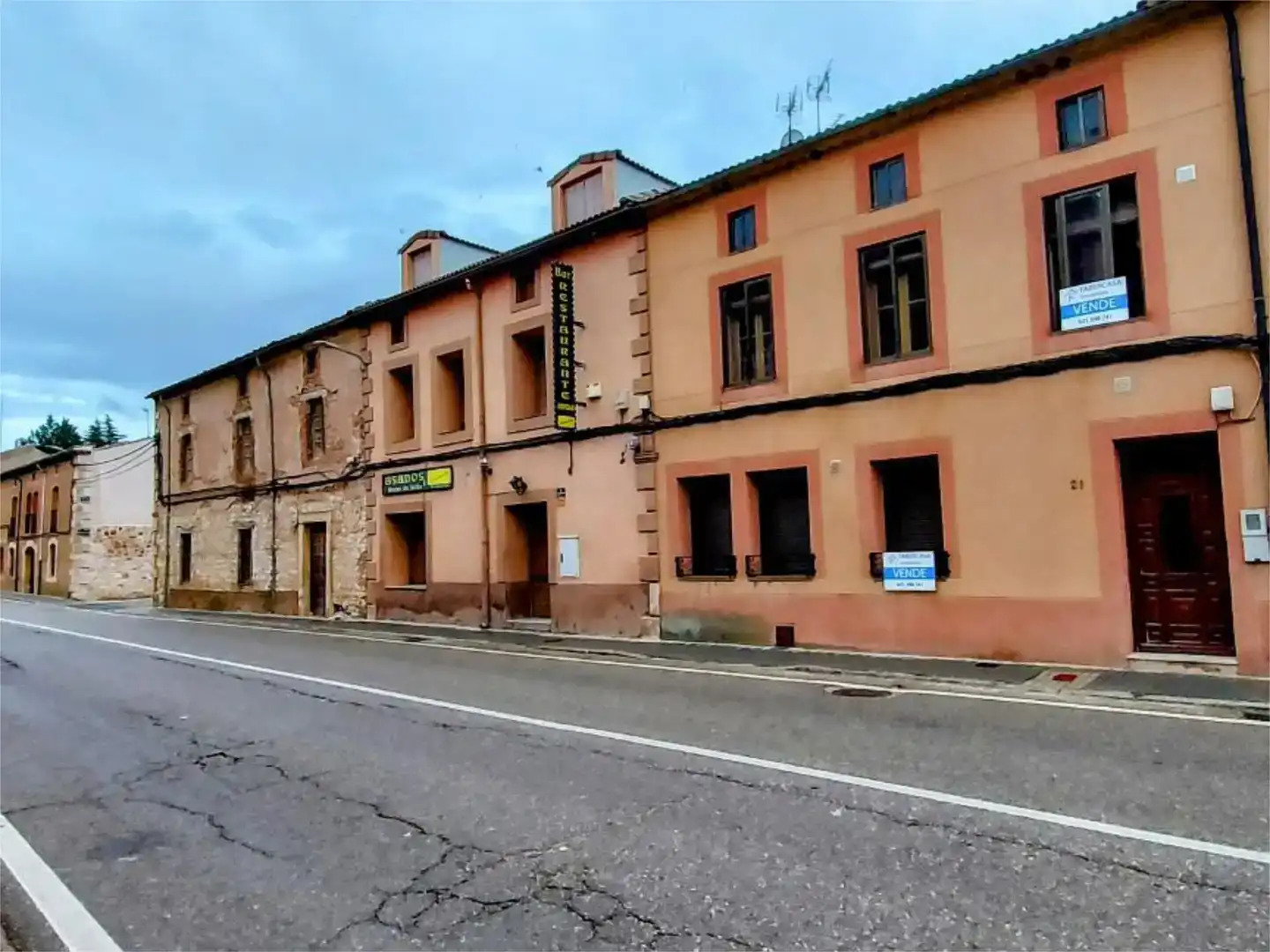 Vista exterior de Piso en venta en Ayllón con Parquet, Trastero y Balcón
