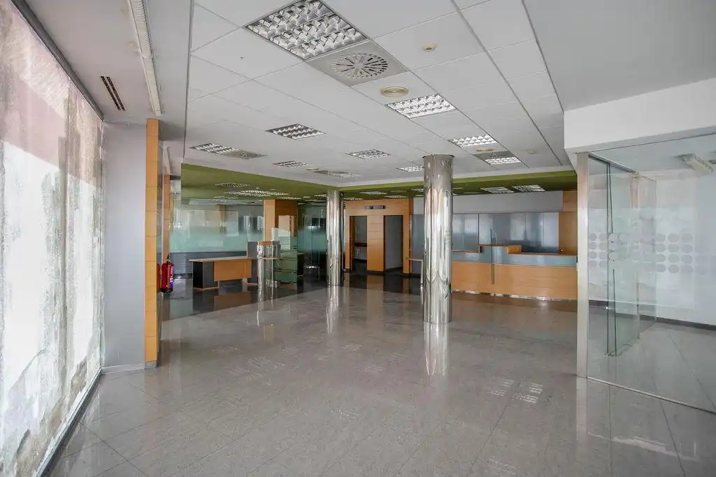 Local comercial en venda a Plaça Joan XXIII, imagen 3