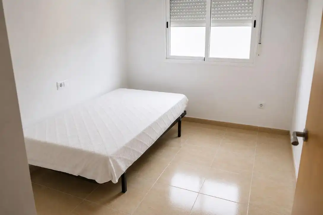 Habitación de Dúplex de alquiler en Beniarjó con Terraza y Amueblado