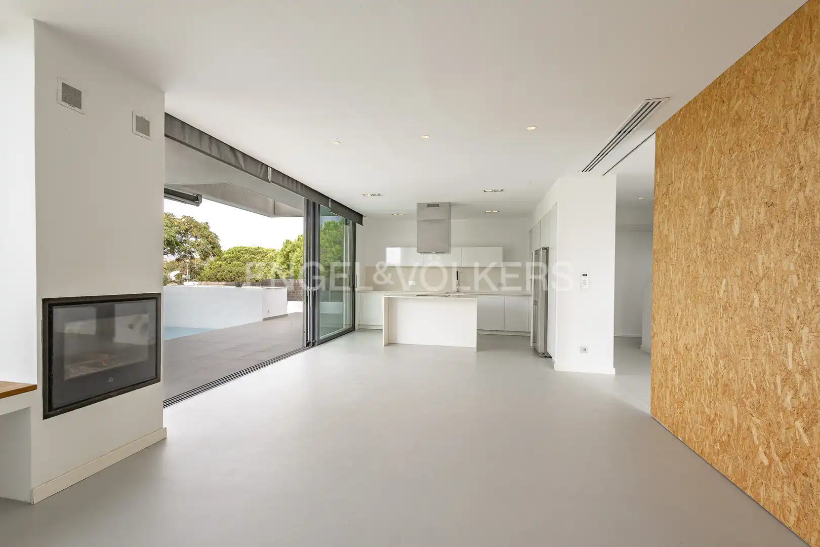 Vista exterior de Casa o chalet en venta en Vilanova i la Geltrú con Aire acondicionado, Calefacción y Jardín privado