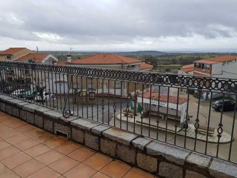 Terrassa de Casa o xalet en venda en Tejeda de Tiétar amb Aire condicionat, Calefacció i Jardí privat