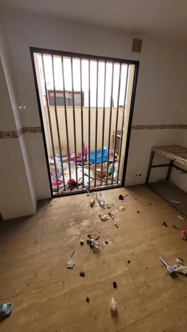 Adosado en venta en Calle CL JACINTO BENAVENTE Nº 24 24, imagen 4