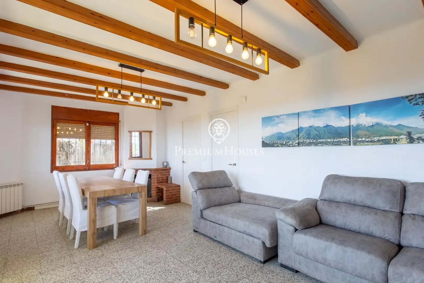 Sala de estar de Casa o chalet de alquiler en Sant Cebrià de Vallalta con Aire acondicionado, Calefacción y Terraza