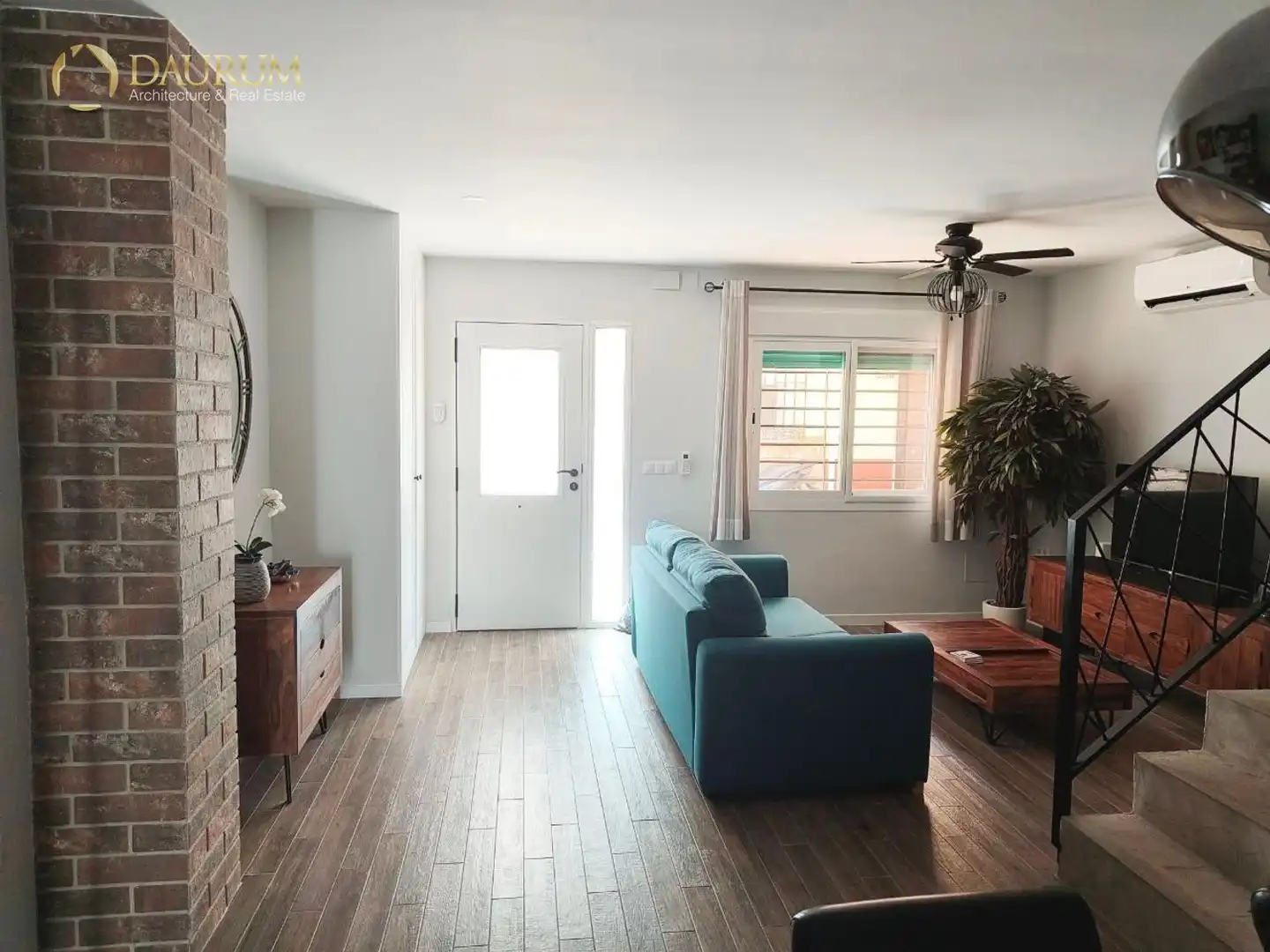 Living room of Detached homes for sale in Málaga  with Air Conditioner, Heating and Terrace