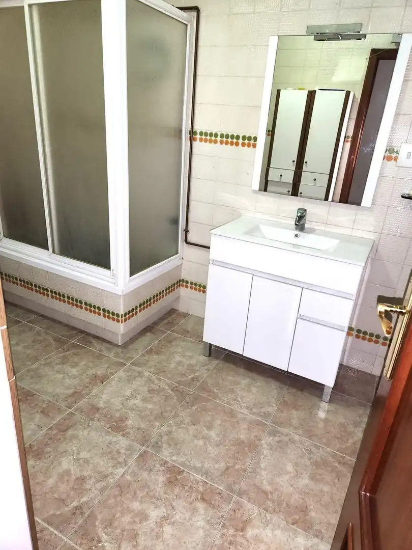 Baño de Piso en venta en Murcia con Aire acondicionado, Terraza y Trastero