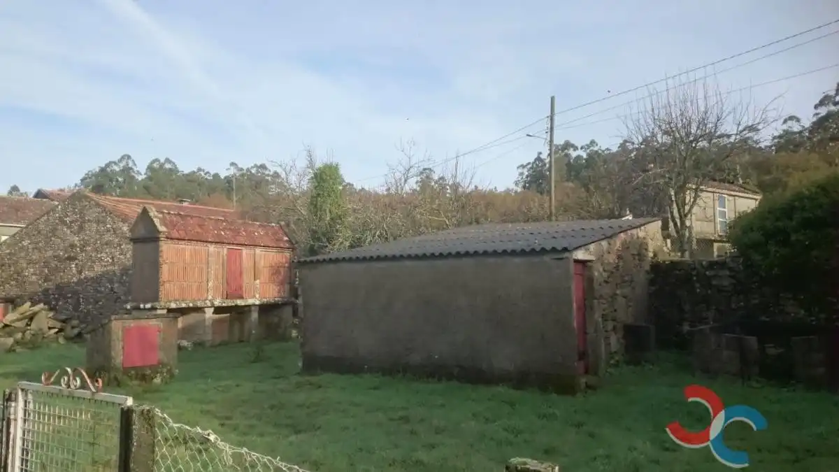 Vista exterior de Casa o xalet en venda en A Estrada  amb Traster