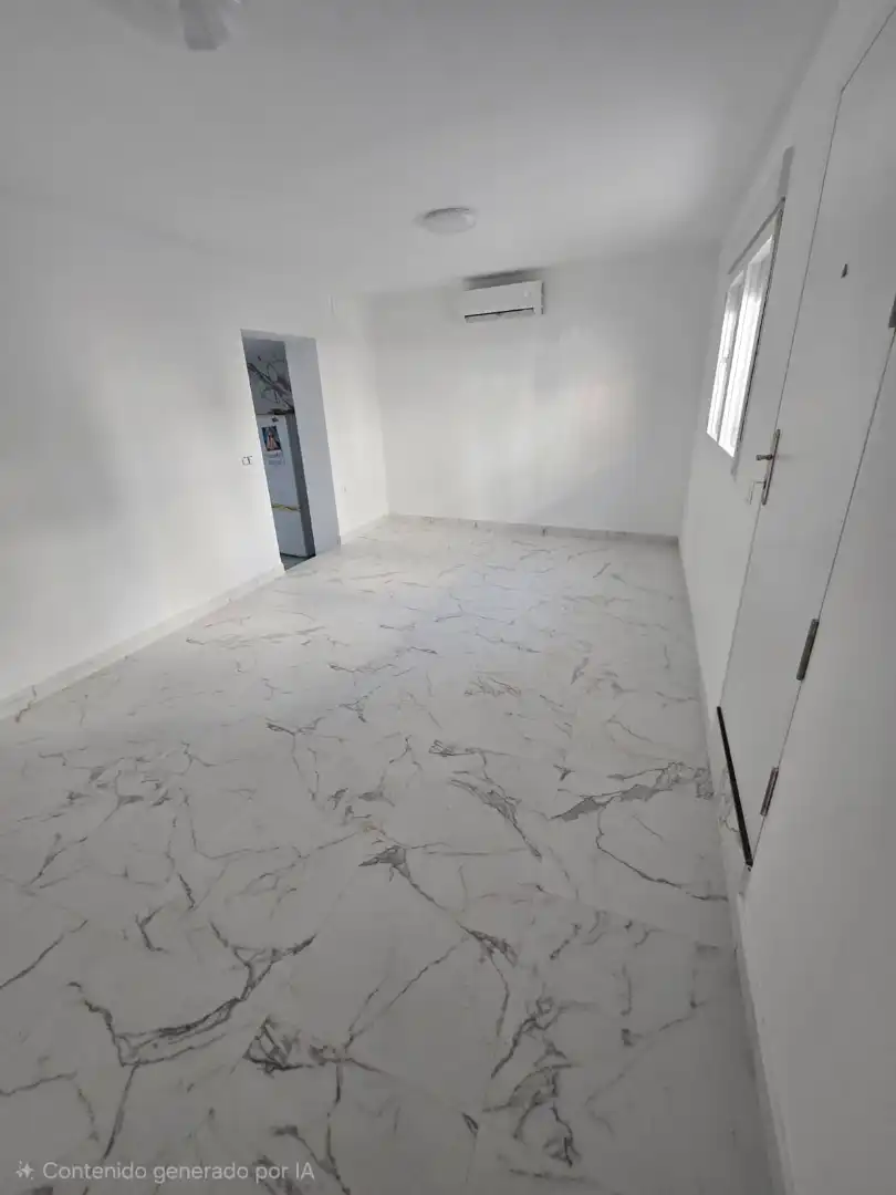 Casa o xalet en venda en La Zubia amb Aire condicionat i Jardí privat
