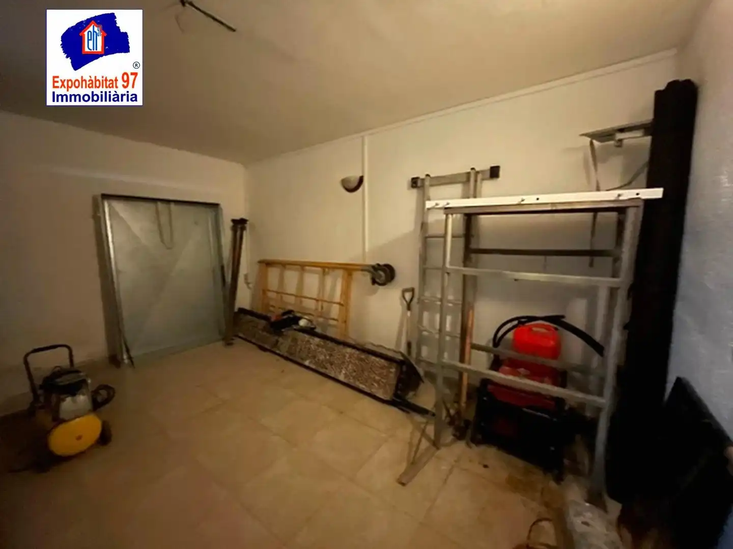 Casa a schiera con piscina in vendita a Carrer JOAQUIM MIR, imagen 52