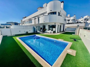 Adossat amb piscina en venda a Balcón de Finestrat - Terra Marina
