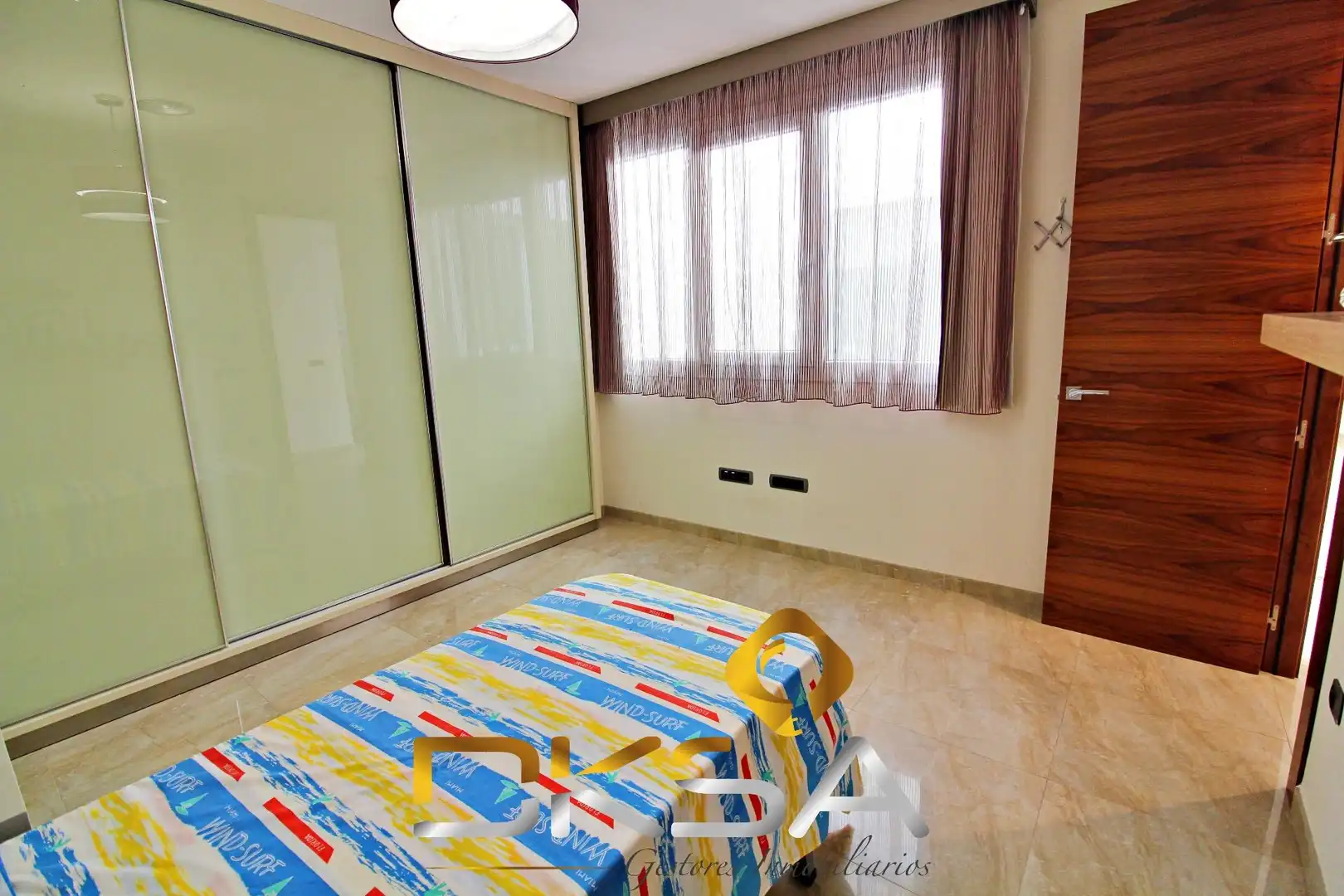 Habitación de Casa o chalet en venta en Vila-real con Aire acondicionado, Calefacción y Jardín privado