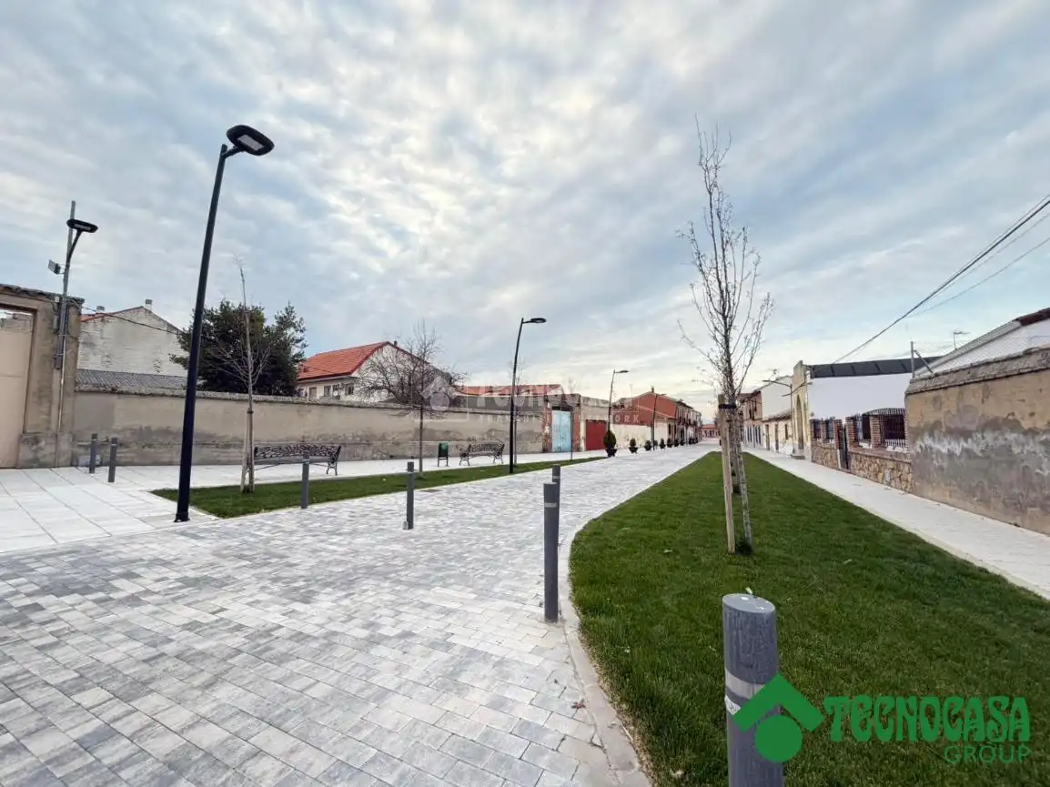 Exterior view of Detached homes for sale in Alcabón  with Private garden, Terrace and Balcony