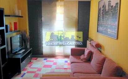 Living room of Flat for sale in Castro-Urdiales