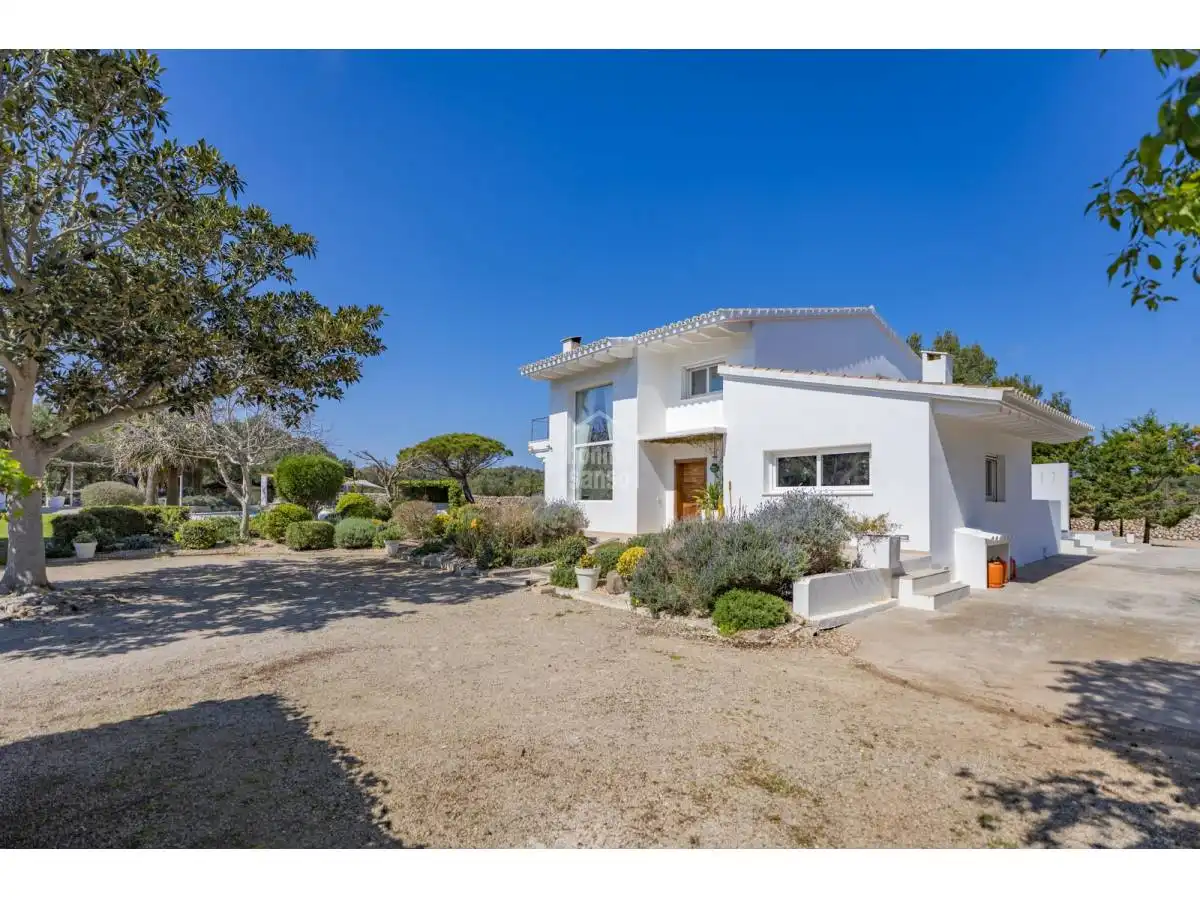 Vista exterior de Finca rústica en venta en Sant Lluís con Jardín privado, Terraza y Piscina
